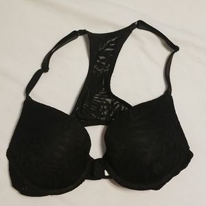 New never worn Victoria's secret pink bra